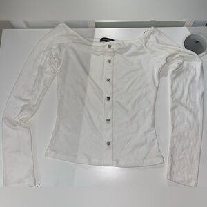AMBIANCE WHITE BUTTON LONG SLEEVE OFF THE SHOULDER